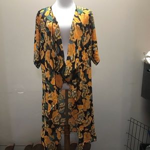 Lularoe Shirley duster kimono small floral